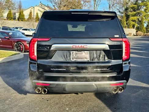 Used 2023 GMC Yukon XL Denali w/ Denali Reserve Package image 9