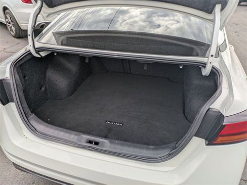 Used 2019 Nissan Altima 2.5 SR image 25