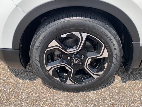Used 2019 Honda CR-V Touring image 9