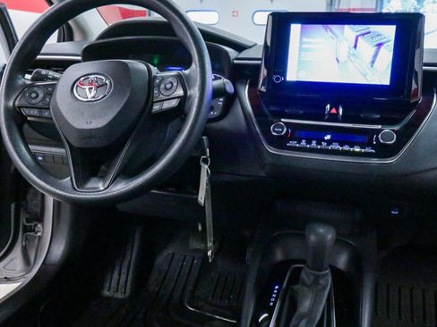 Used 2023 Toyota Corolla LE FWD image 19