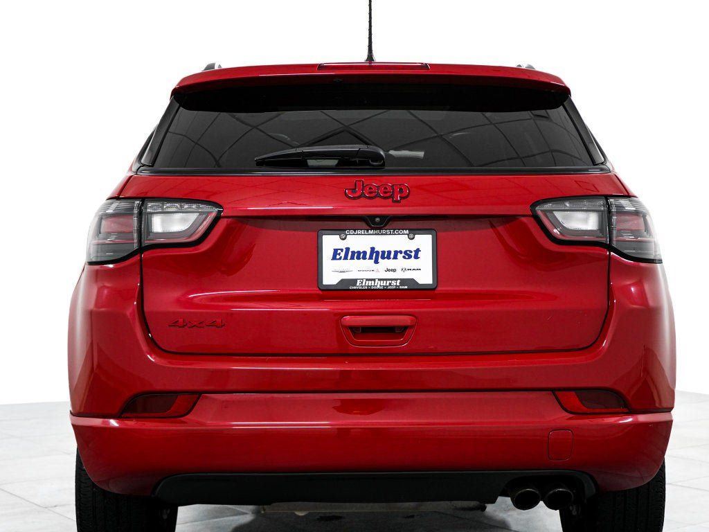 Certified 2022 Jeep Compass Limited w/ (RED) Package AWD/4WD image 6