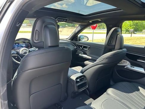 New 2026 Mercedes-Benz E 450 4MATIC Sedan image 16