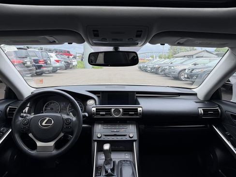 Used 2015 Lexus IS 250 w/ Navigation System Package RWD image 20