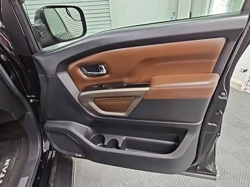 Used 2020 Nissan Titan Platinum Reserve w/ Moonroof Package image 42