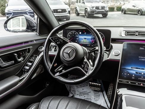 Used 2022 Mercedes-Benz S 500 4MATIC image 11