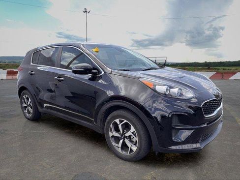 Used 2021 Kia Sportage LX w/ LX Fwd Popular Package image 2