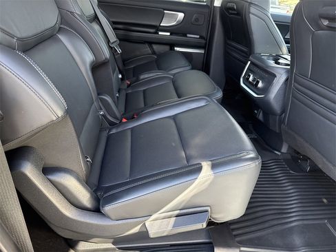 Used 2025 Ford Expedition Max Platinum w/ Driver's Package image 15