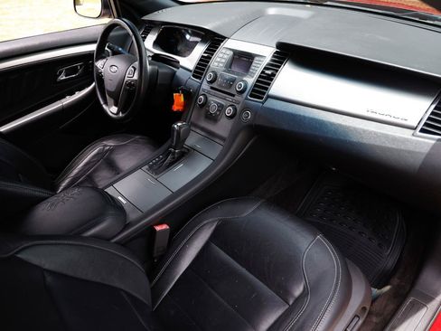Used 2013 Ford Taurus SEL FWD image 18