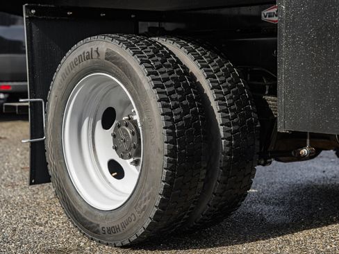 New 2026 Ford F550 4x4 Crew Cab image 22