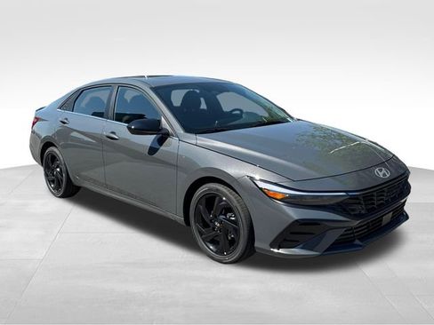 New 2026 Hyundai Elantra SEL Sport Premium FWD image 7