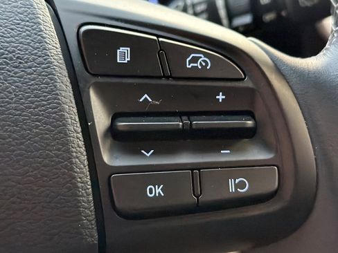 Certified 2023 Hyundai Venue SEL image 31