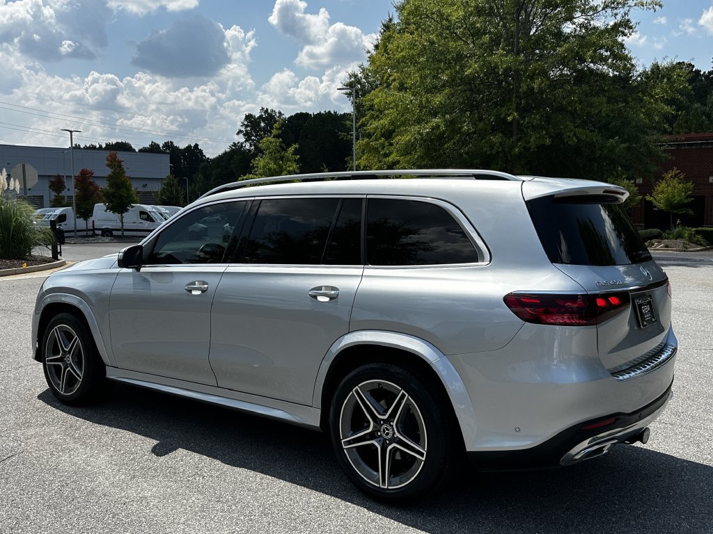 Certified 2025 Mercedes-Benz GLS 450 4MATIC w/ AMG Line Exterior image 6