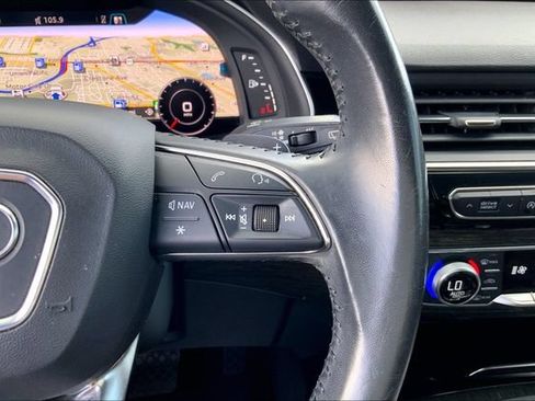 Used 2018 Audi Q7 3.0T Prestige AWD/4WD image 22