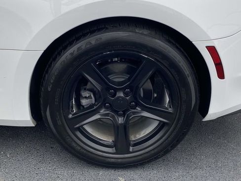 Used 2023 Chevrolet Camaro LT image 7