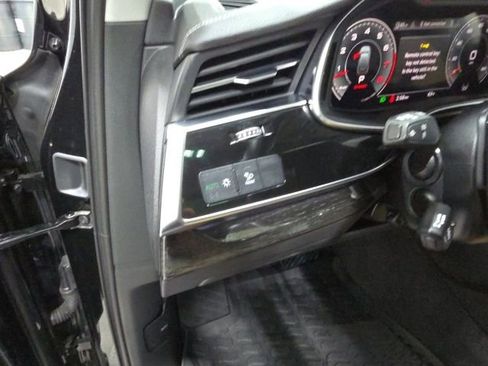 Used 2023 Audi Q7 3.0T Premium Plus image 24