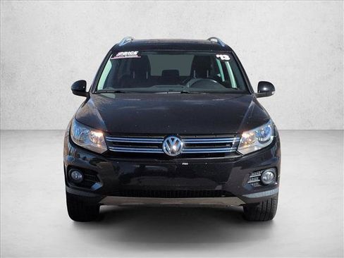 Used 2013 Volkswagen Tiguan SE image 2