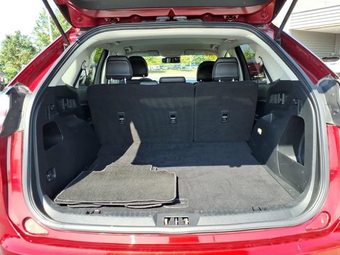 Certified 2019 Ford Edge SEL w/ Equipment Group 201A AWD/4WD image 8