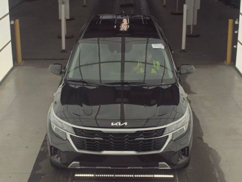 Certified 2026 Kia Seltos LX FWD image 7