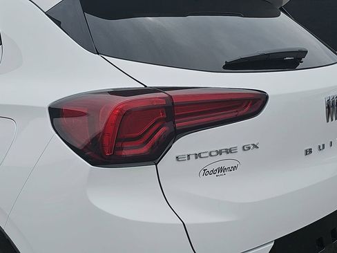 Used 2024 Buick Encore GX Sport Touring w/ Experience Buick Package FWD image 40