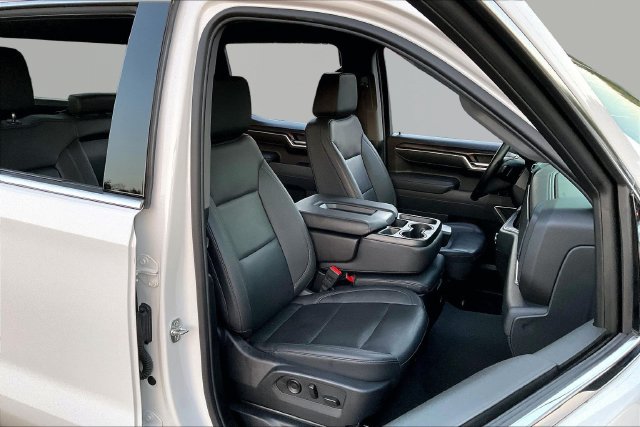 Used 2025 GMC Sierra 1500 SLT AWD/4WD image 19