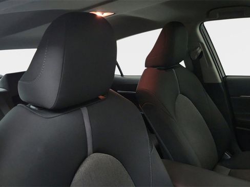 Used 2024 Toyota Camry LE image 9