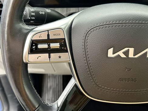 Used 2023 Kia Telluride EX w/ EX Captain's Chair Package image 23