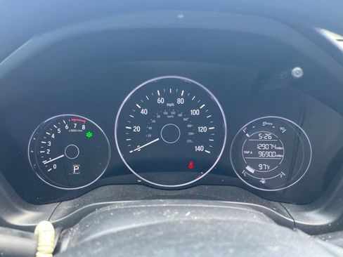 Used 2020 Honda HR-V LX image 9