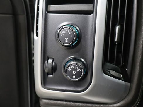 Used 2017 GMC Sierra 1500 SLE w/ SLE Value Package image 31