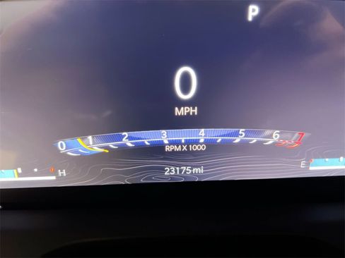 Used 2022 Jeep Grand Cherokee Limited image 12