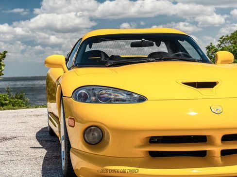 Used 2001 Dodge Viper GTS RWD image 50