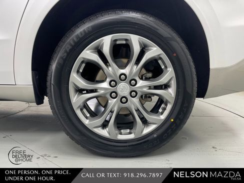 Used 2018 Buick Enclave Avenir w/ Avenir Technology Package image 12