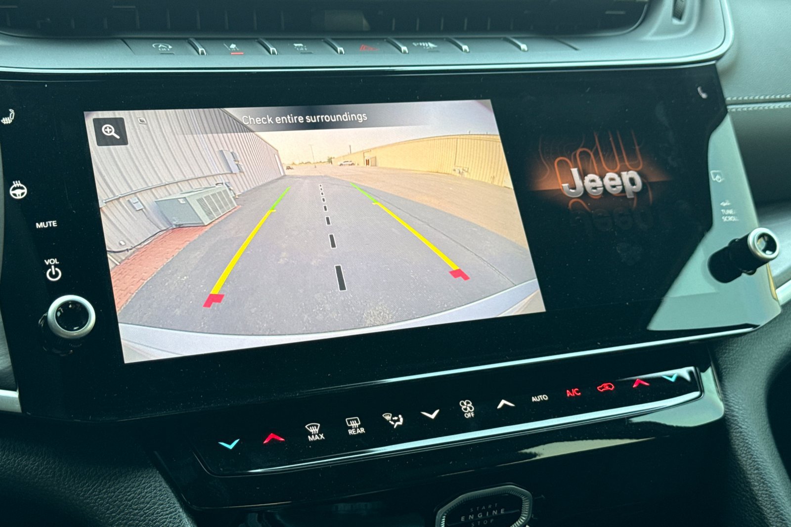 New 2026 Jeep Grand Cherokee Altitude AWD/4WD image 23