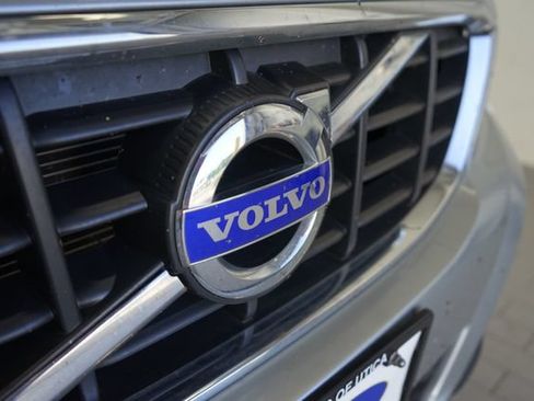 Used 2013 Volvo XC60 3.2 AWD/4WD image 17