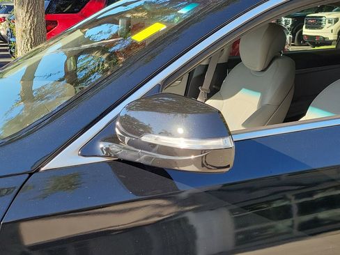 Used 2017 Genesis G80 3.8 RWD image 12