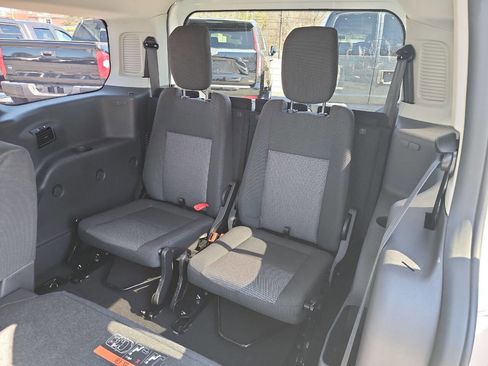 Used 2018 Ford Transit Connect XL image 19
