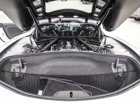 Used 2023 Chevrolet Corvette Z06 image 18