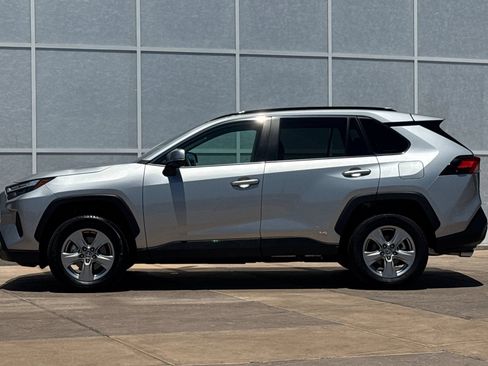Used 2024 Toyota RAV4 XLE w/ Convenience Package AWD/4WD image 7