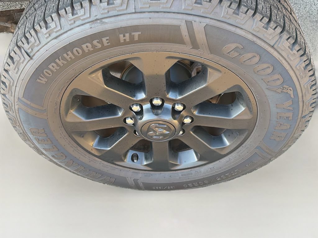 Used 2022 RAM 2500 Laramie w/ Night Edition AWD/4WD image 30