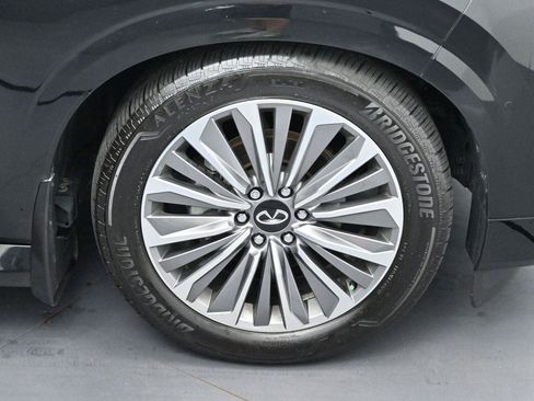 Used 2025 INFINITI QX80 Luxe w/ Exterior Package AWD/4WD image 36
