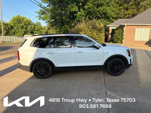 Used 2022 Kia Telluride EX w/ EX Premium Package AWD/4WD image 13