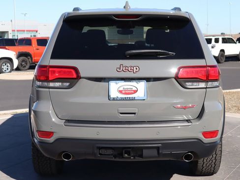 Used 2019 Jeep Grand Cherokee Trailhawk image 6