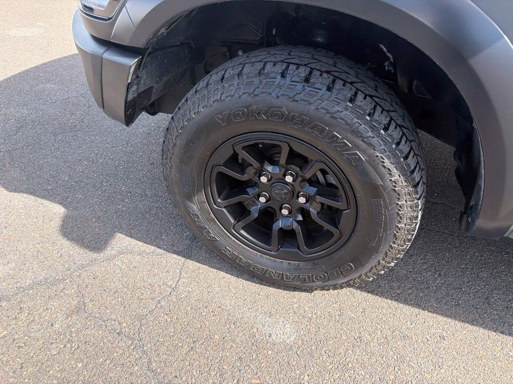 Used 2022 RAM 1500 Warlock w/ Ceramic Gray Warlock Package AWD/4WD image 30