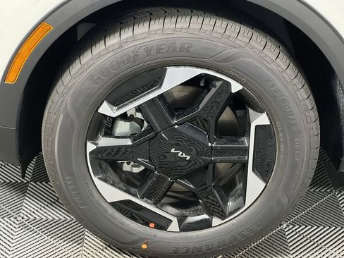 New 2026 Kia Sportage S image 13