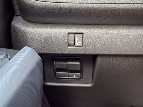 New 2026 Chevrolet Colorado Trail Boss AWD/4WD image 23