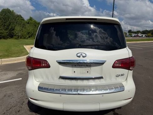 Used 2016 INFINITI QX80 4WD w/ Signature Edition Package image 7