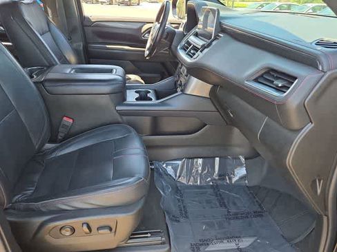 Used 2021 Chevrolet Tahoe RST w/ Luxury Package AWD/4WD image 23