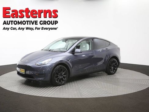 Used 2023 Tesla Model Y AWD image 51