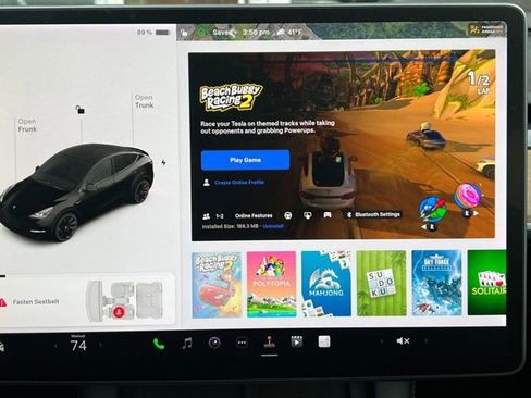 Used 2022 Tesla Model Y Long Range image 22