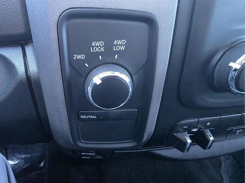 Used 2017 RAM 2500 Tradesman w/ Chrome Appearance Group image 55