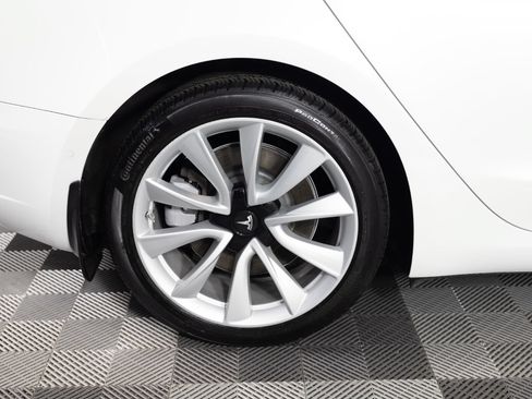 Used 2020 Tesla Model 3 Standard Range Plus RWD image 37